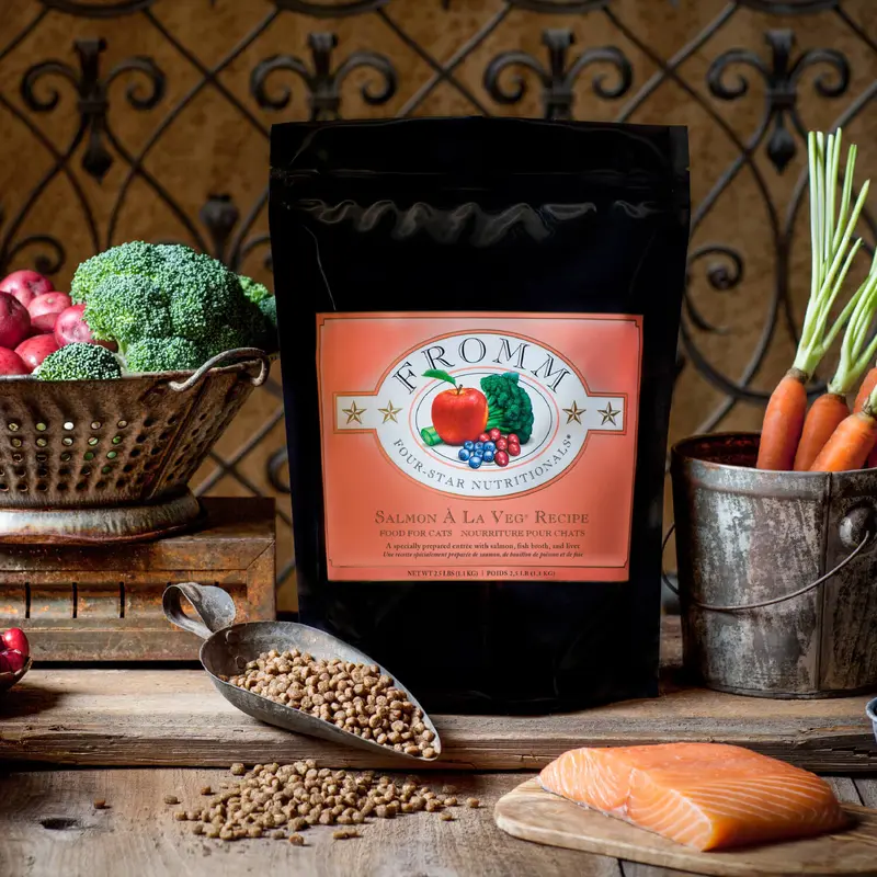 Fromm Four-Star Dry Cat Food - Salmon  La Veg - 10lb Bag